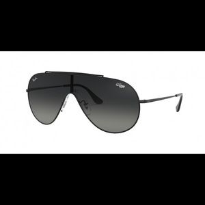 RAY- BAN AVIATOR BLACK SUNGLASSES.